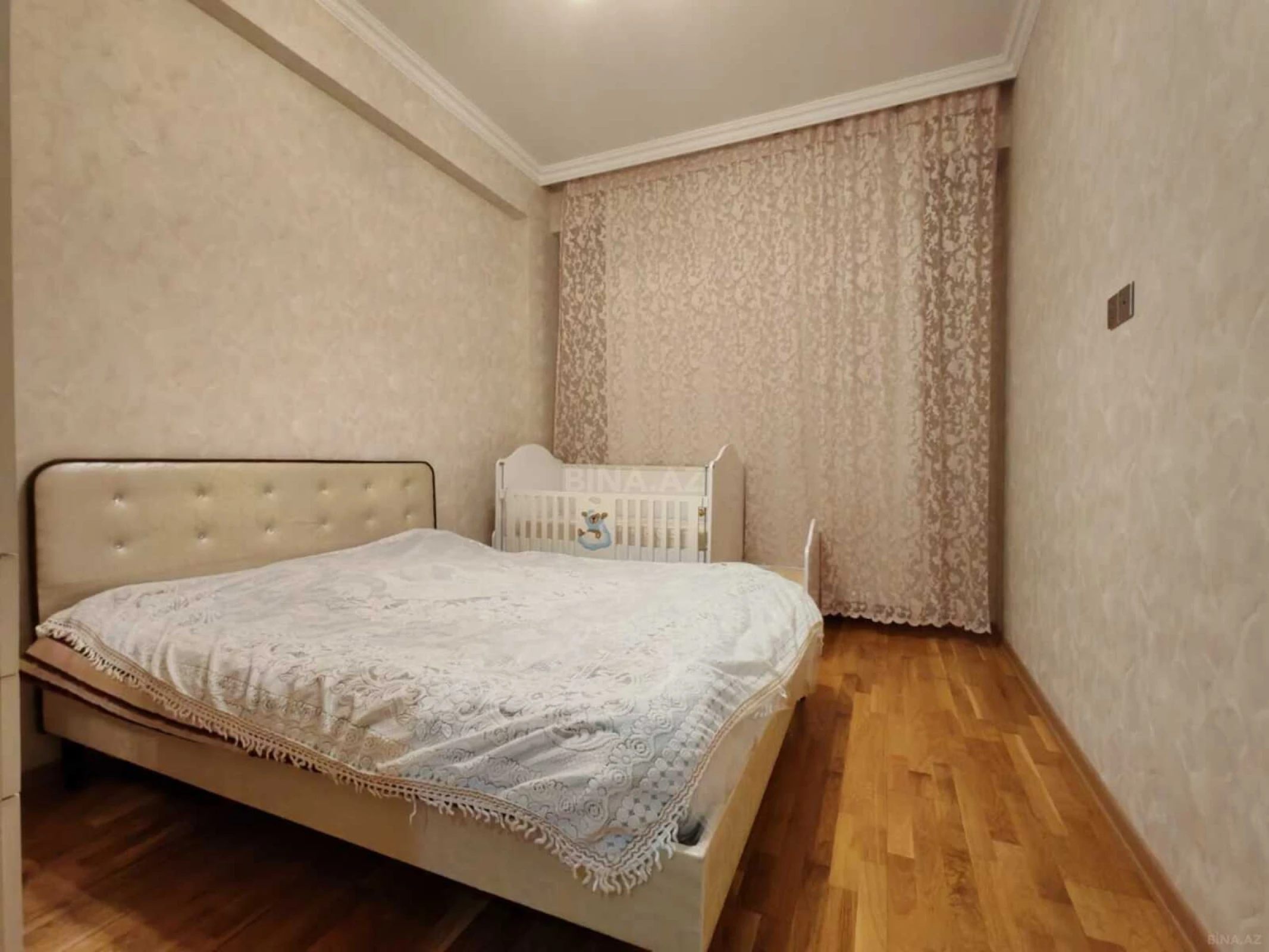 Kirayə verilir 2 otaqlı mənzil 60 m²