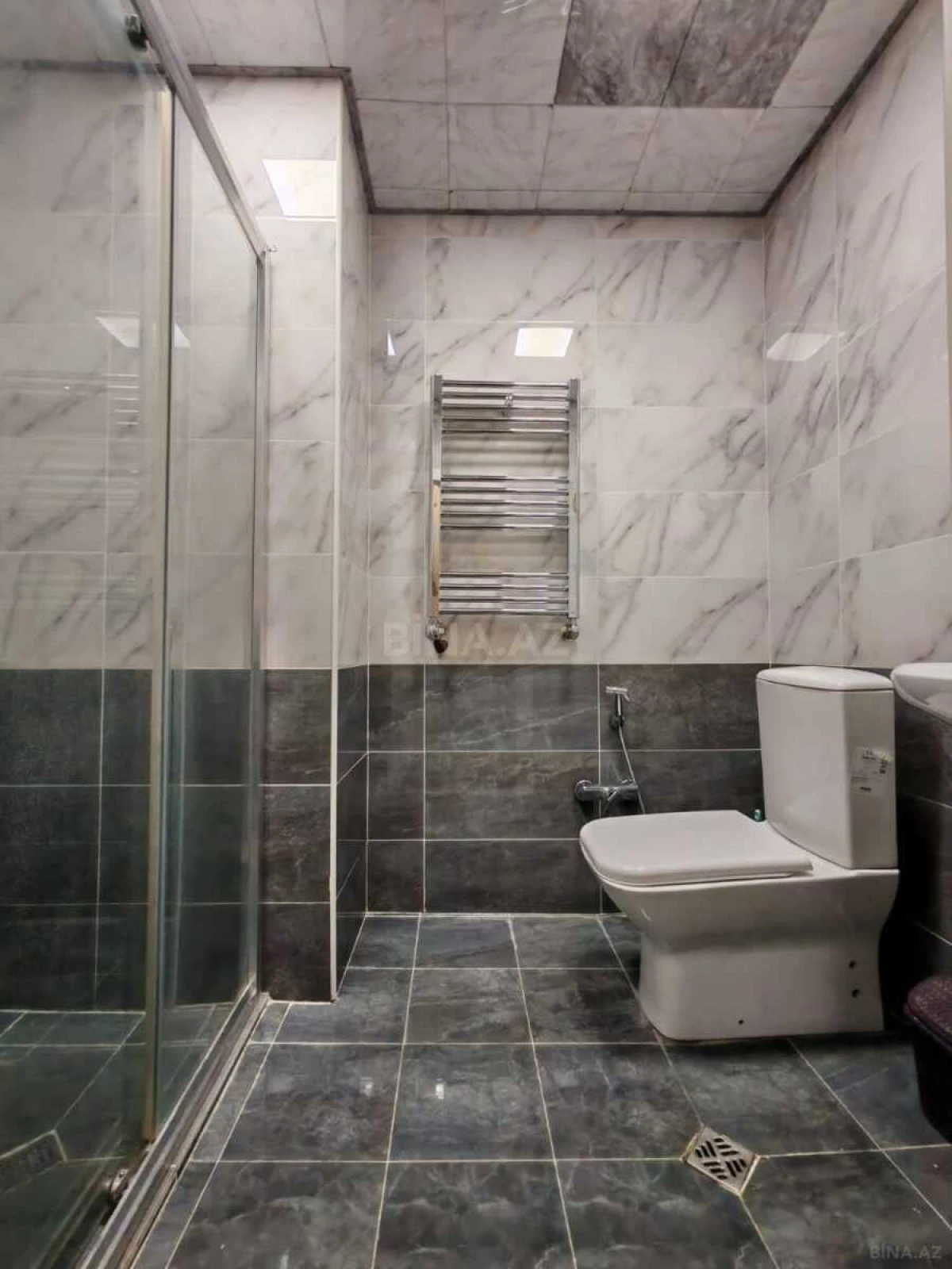 Kirayə verilir 2 otaqlı mənzil 60 m²