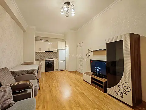 Kirayə verilir 2 otaqlı mənzil 60 m²
