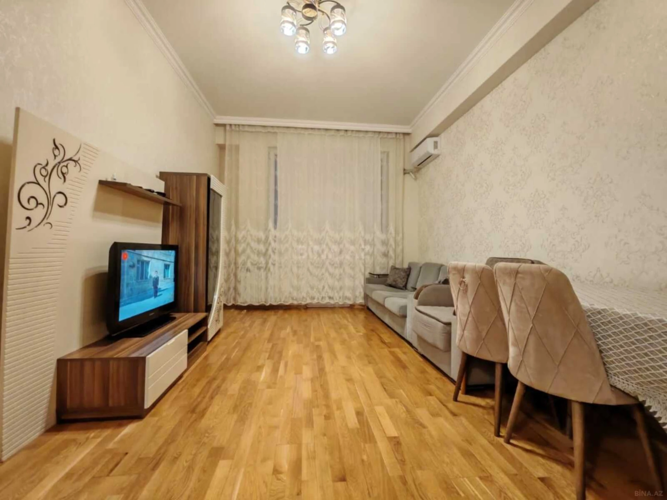 Kirayə verilir 2 otaqlı mənzil 60 m²