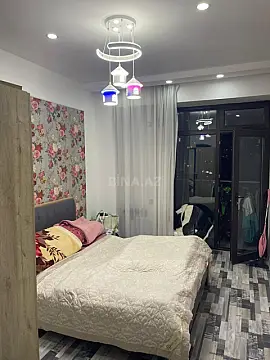 Kirayə verilir 2 otaqlı mənzil 75 m²