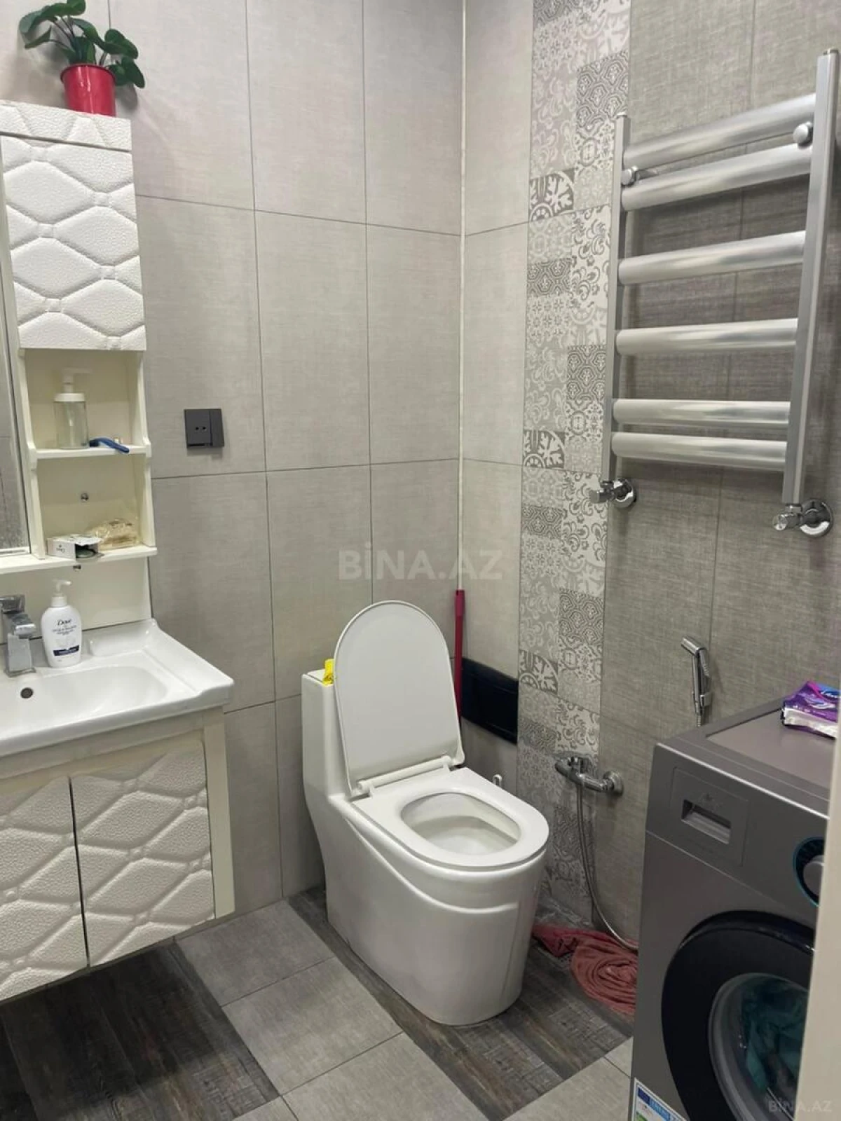 Kirayə verilir 2 otaqlı mənzil 75 m²