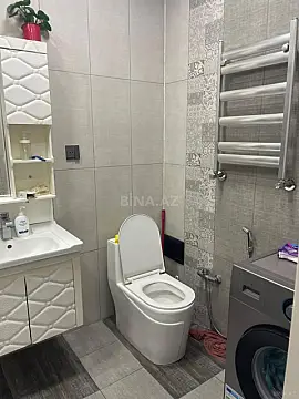 Kirayə verilir 2 otaqlı mənzil 75 m²