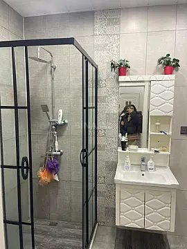 Kirayə verilir 2 otaqlı mənzil 75 m²