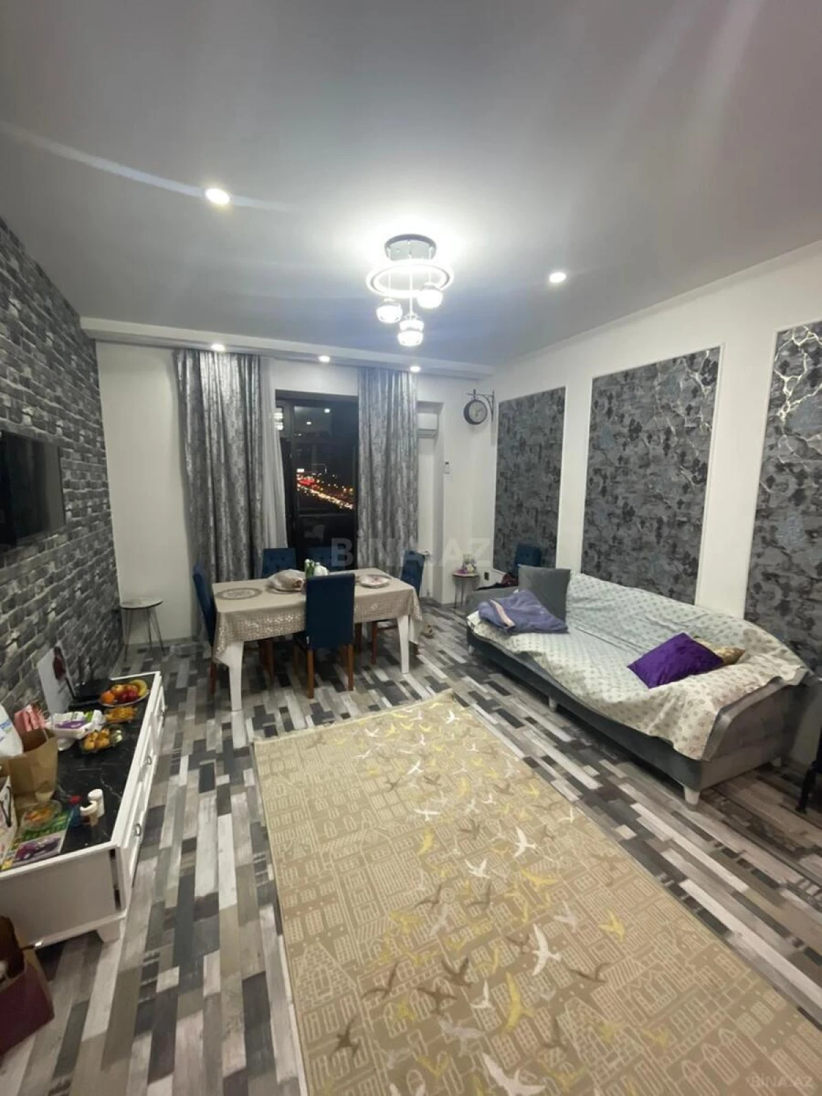 Kirayə verilir 2 otaqlı mənzil 75 m²