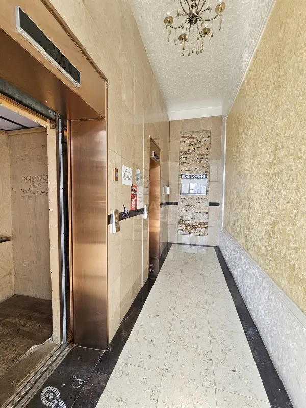 Satılır 4 otaqlı mənzil 134 m²