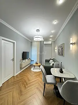 Satılır 2 otaqlı mənzil 45 m²