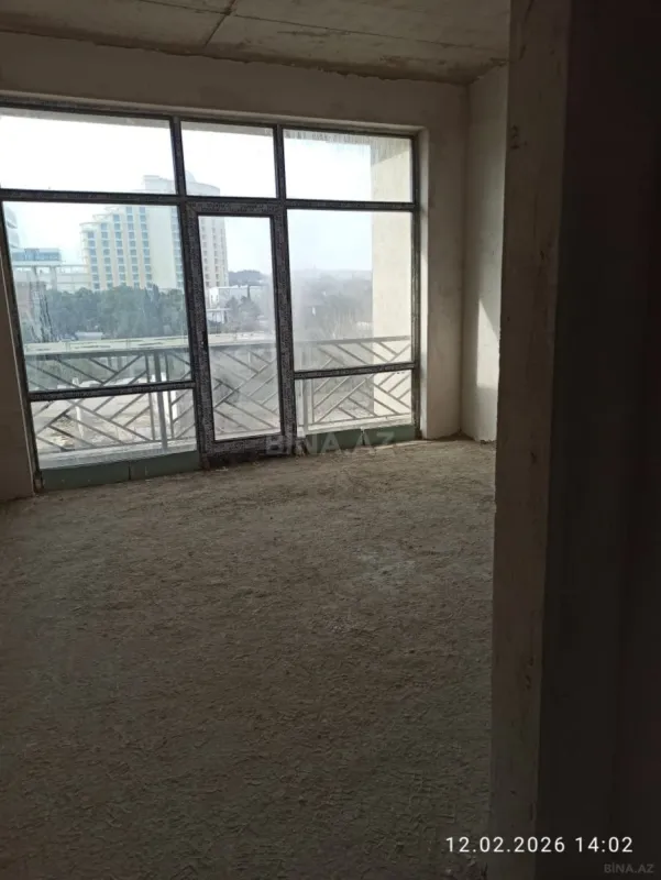 Satılır 2 otaqlı mənzil 76 m²