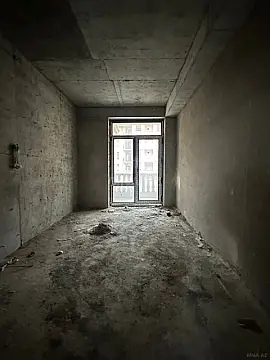 Satılır 3 otaqlı mənzil 146 m²