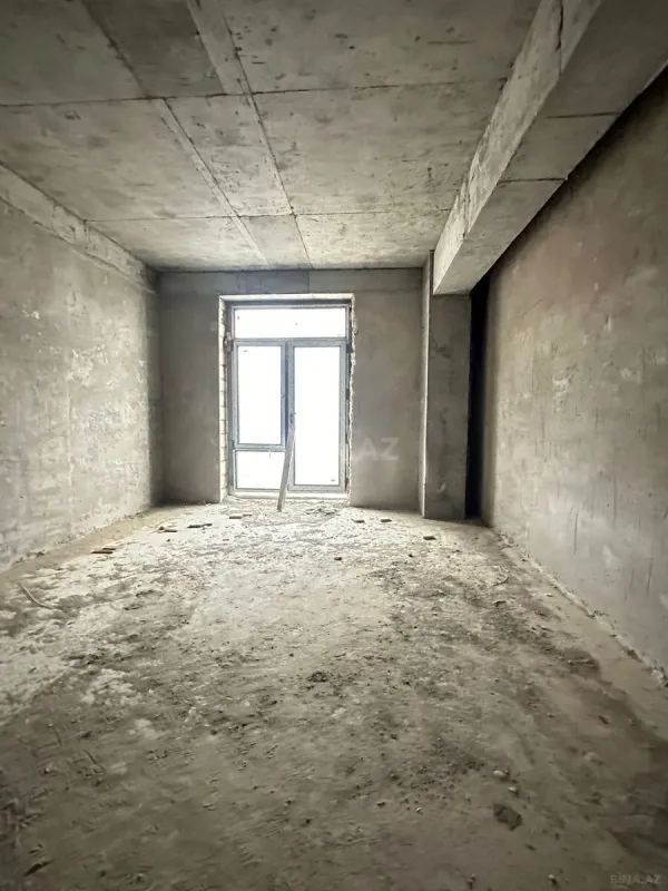 Satılır 3 otaqlı mənzil 146 m²