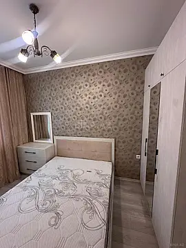 Kirayə verilir 2 otaqlı mənzil 50 m²