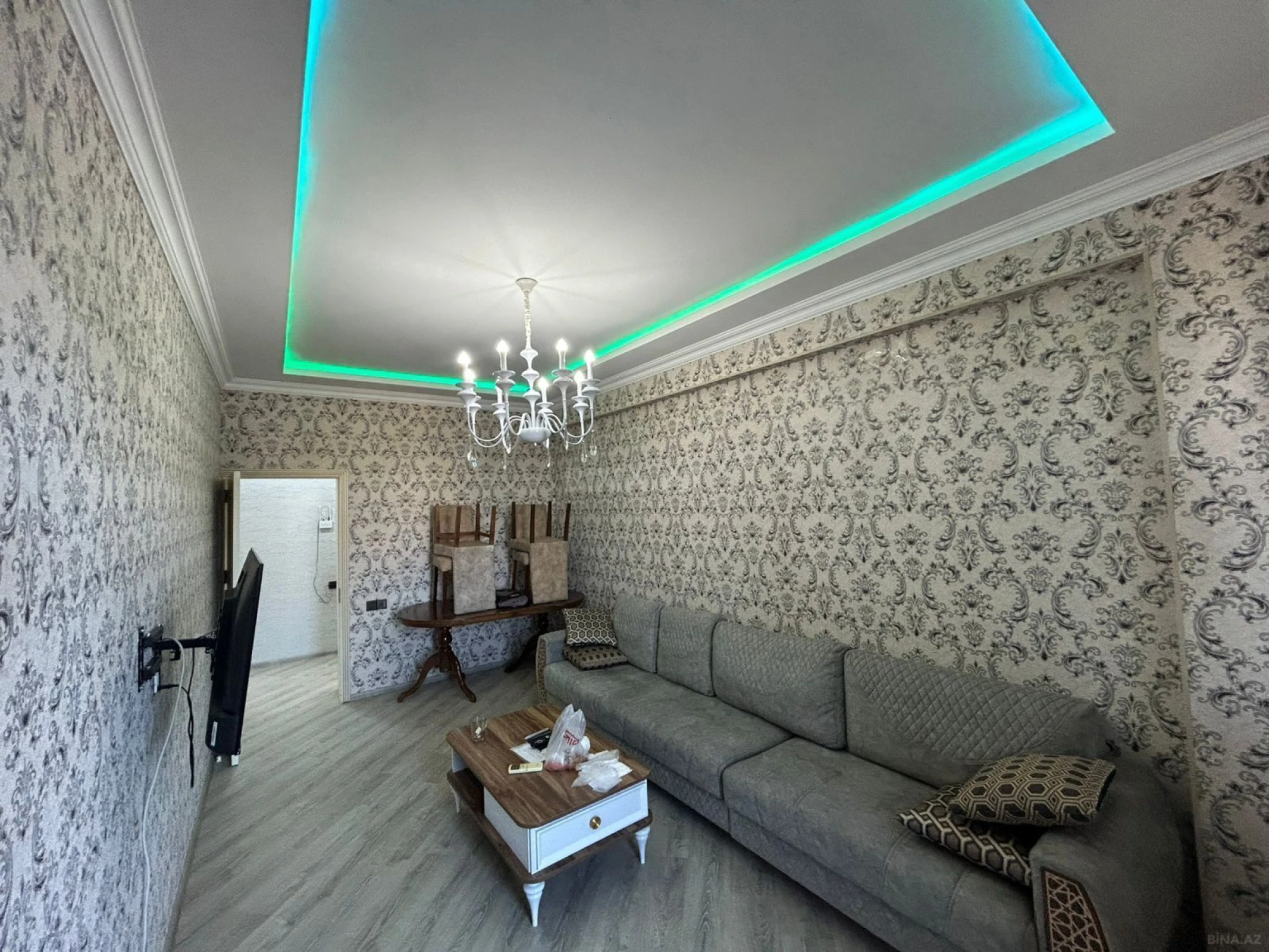 Satılır 2 otaqlı mənzil 90 m²