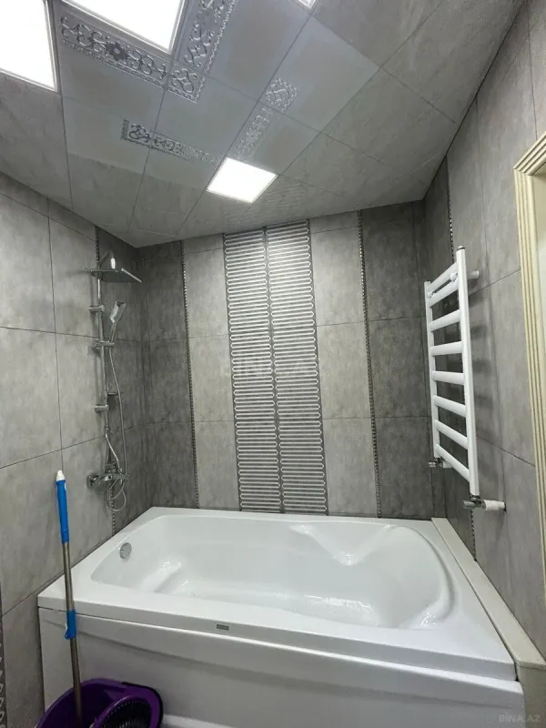 Satılır 2 otaqlı mənzil 90 m²