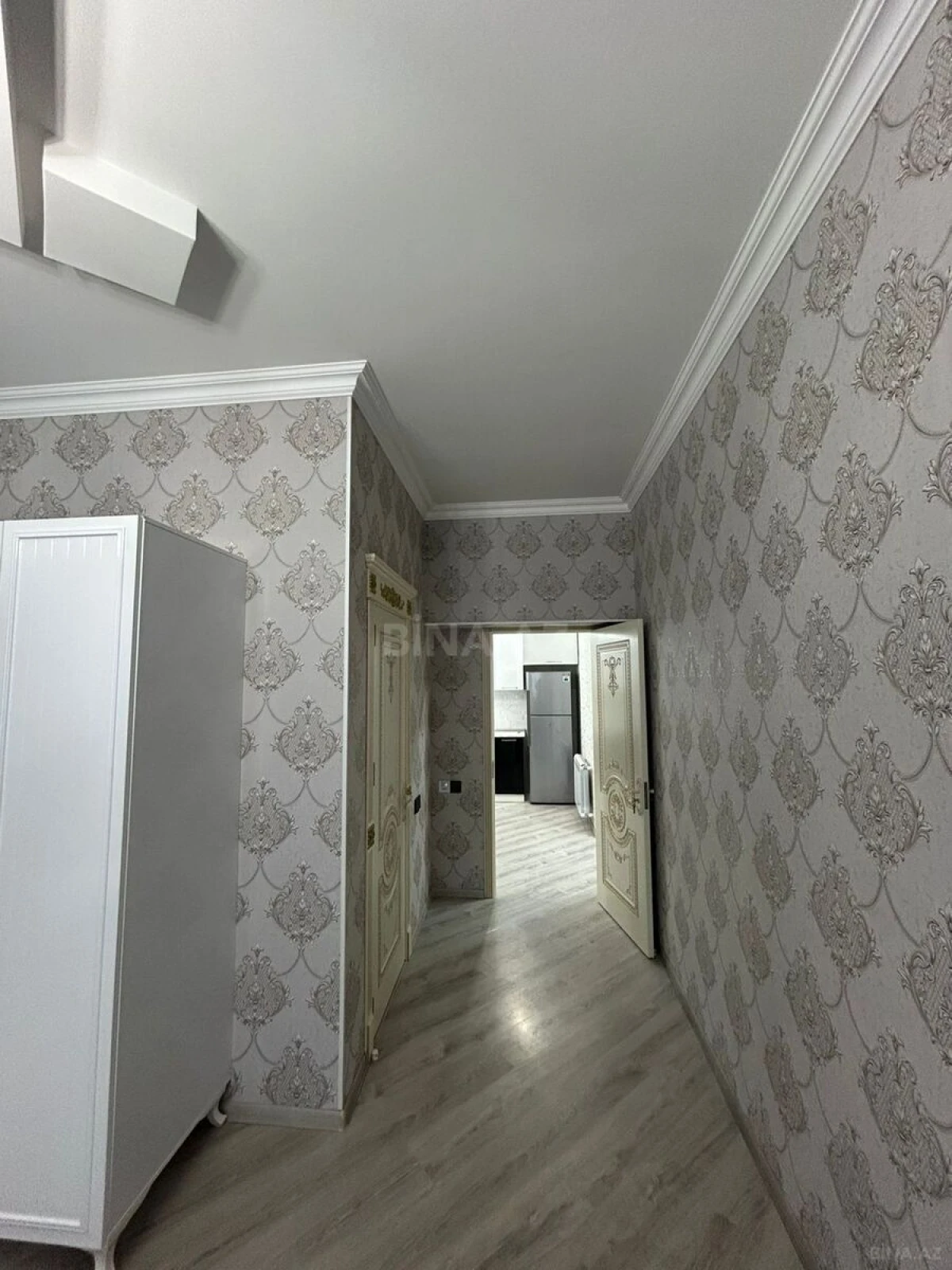 Satılır 2 otaqlı mənzil 90 m²