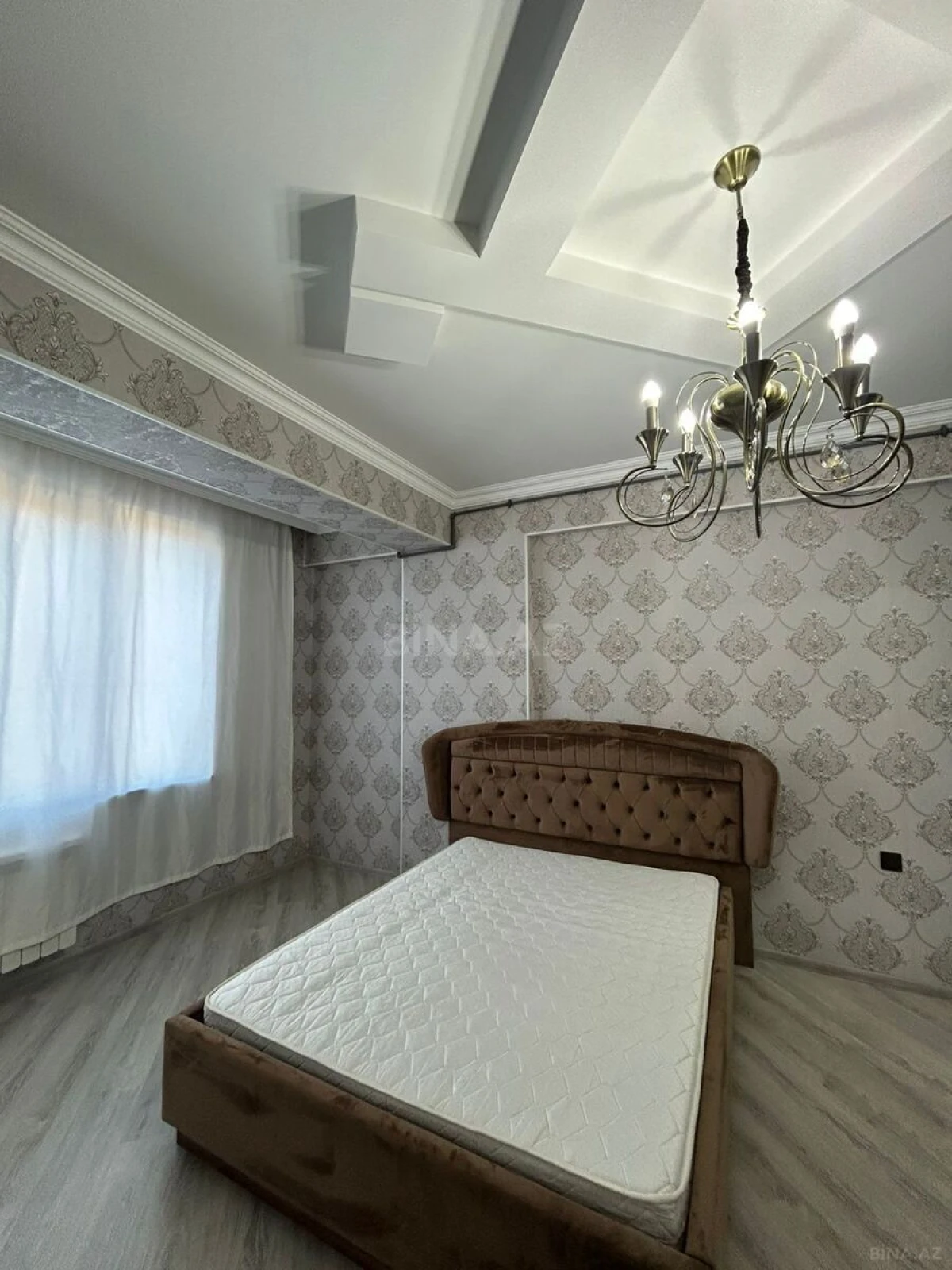 Satılır 2 otaqlı mənzil 90 m²