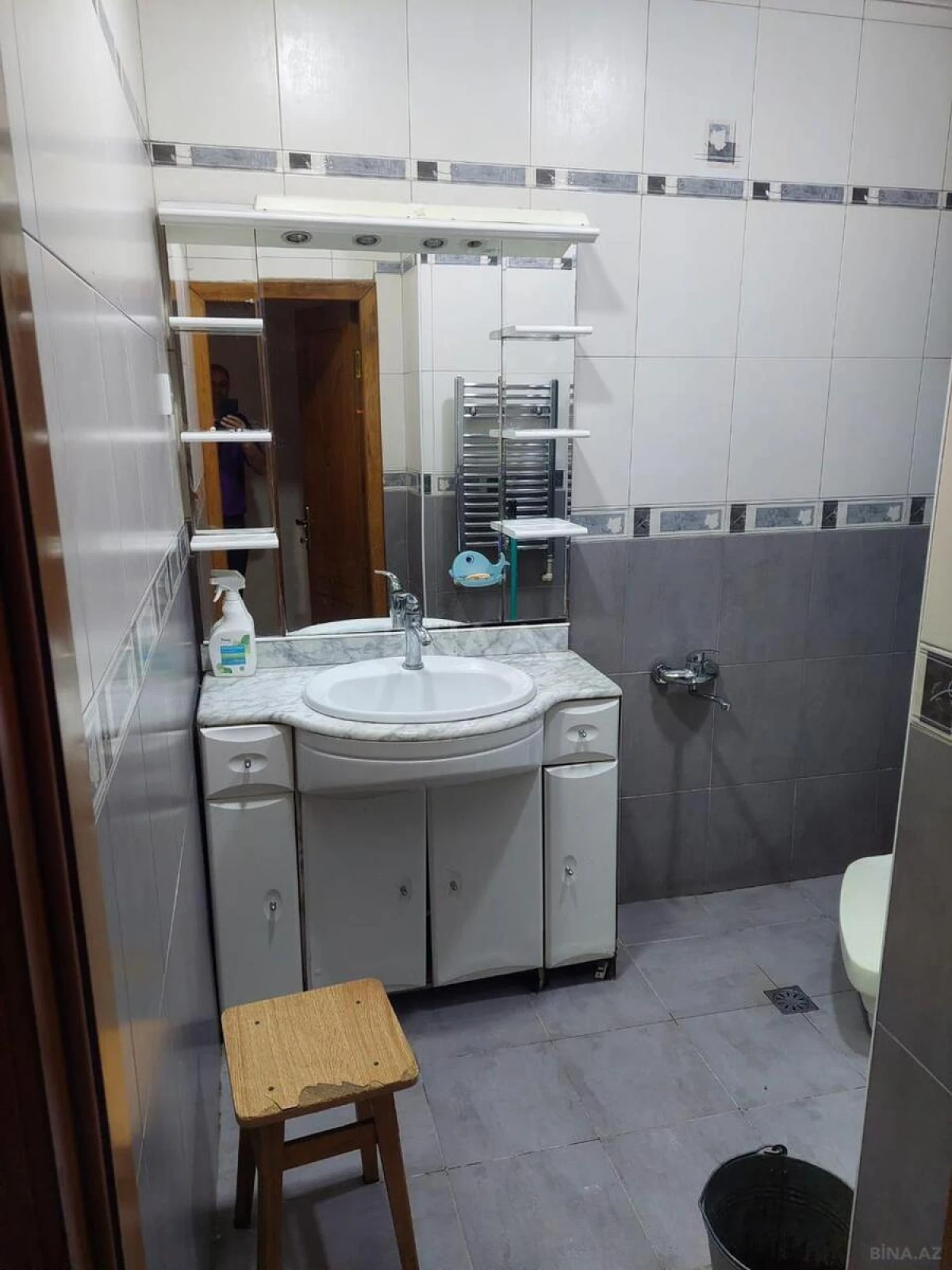 Kirayə verilir 3 otaqlı mənzil 135 m²