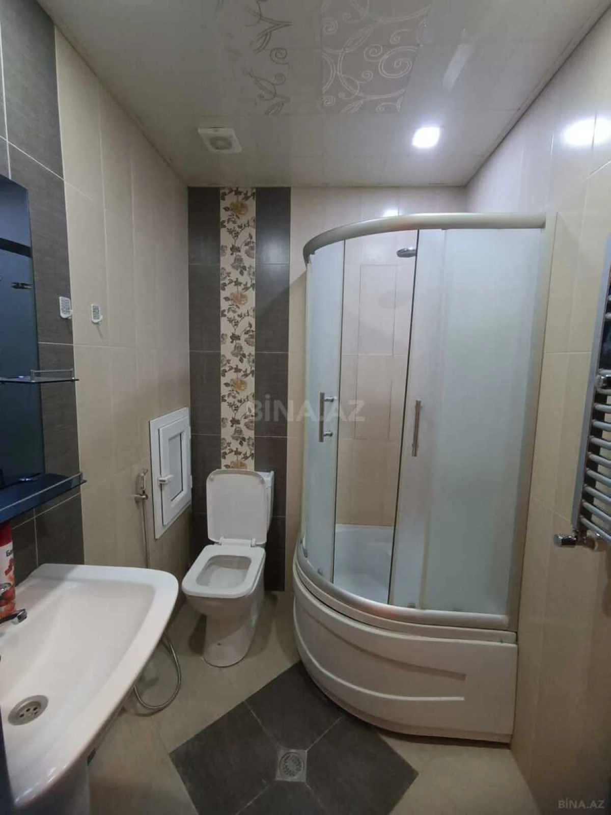 Kirayə verilir 3 otaqlı mənzil 75 m²