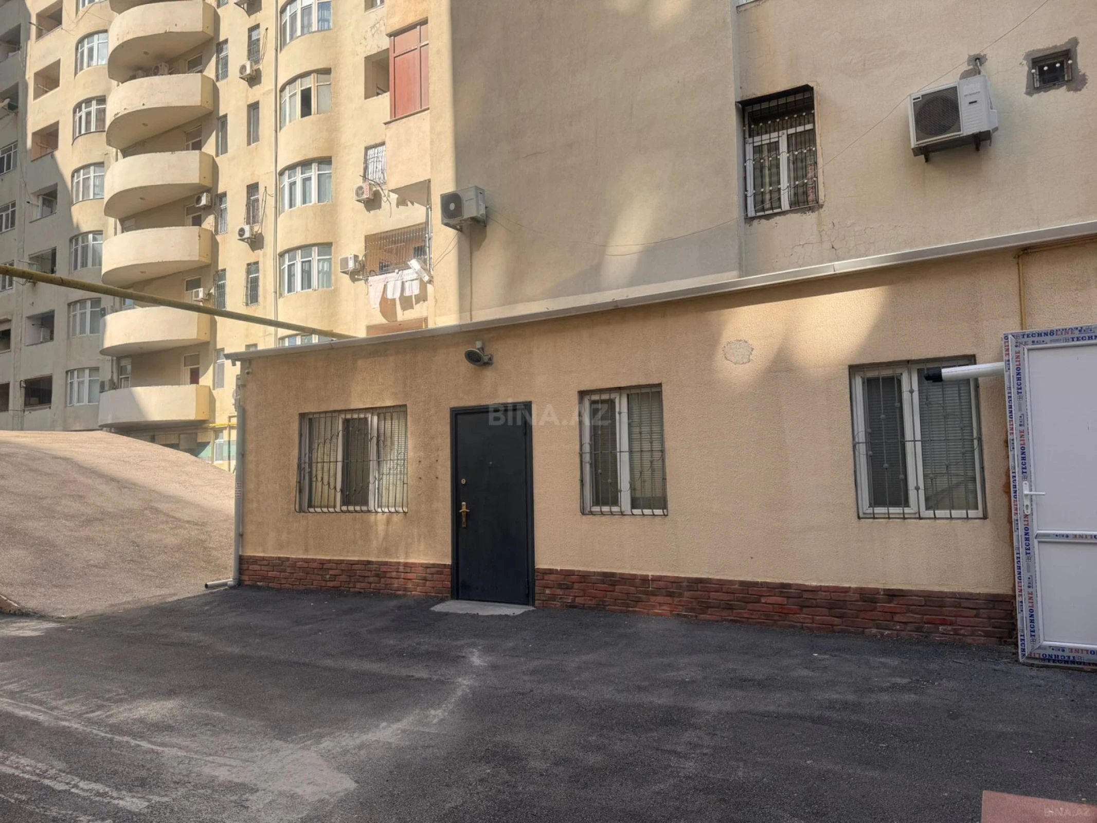 Kirayə verilir 2 otaqlı ofis 50 m²