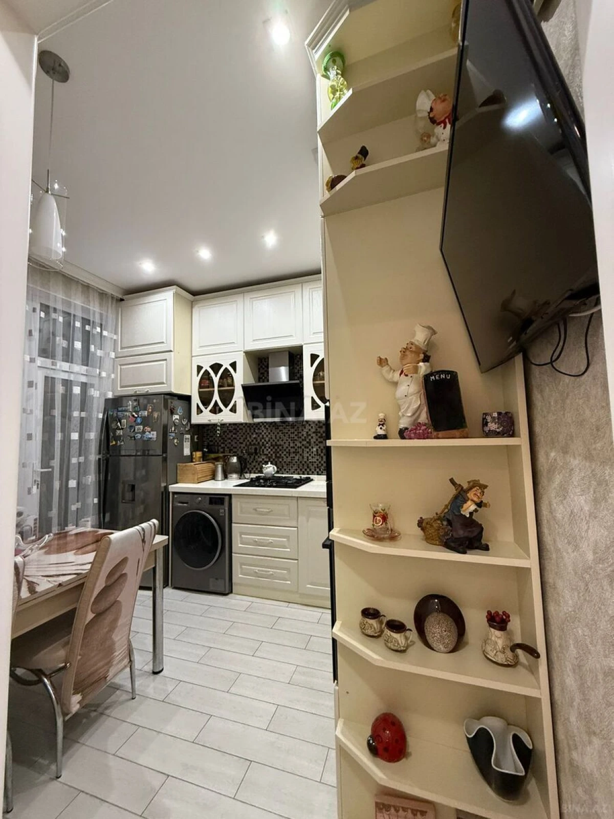 Satılır 2 otaqlı mənzil 74 m²
