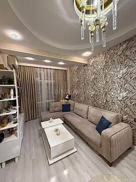 Satılır 2 otaqlı mənzil 74 m²