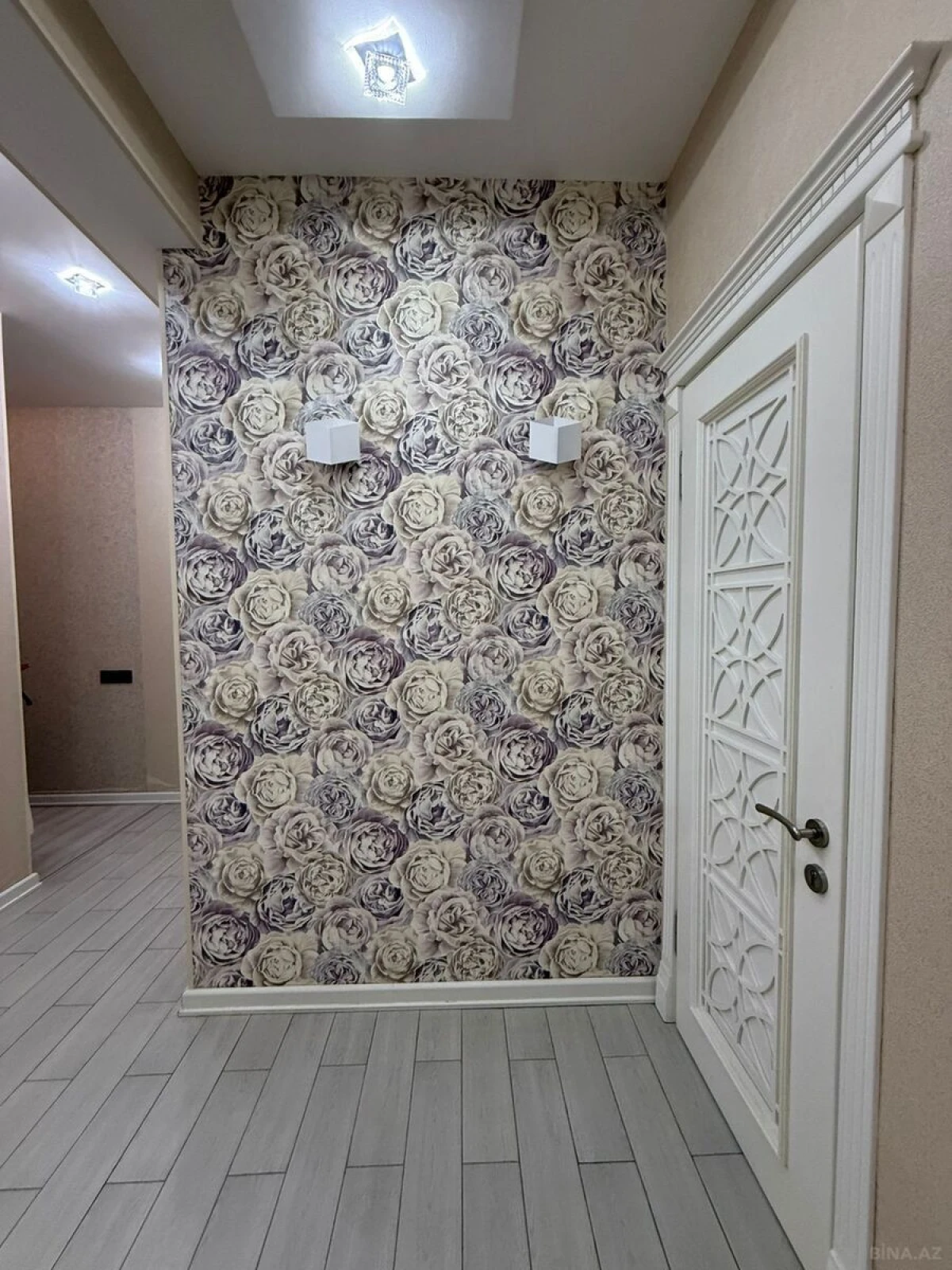 Satılır 2 otaqlı mənzil 74 m²