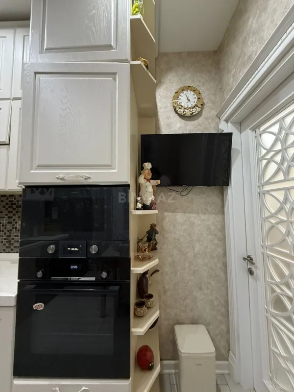 Satılır 2 otaqlı mənzil 74 m²