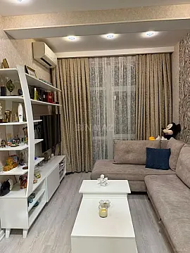 Satılır 2 otaqlı mənzil 74 m²
