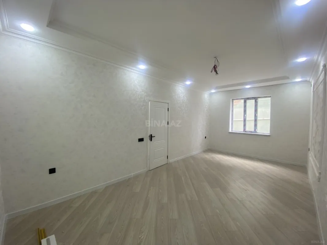 Satılır 4 otaqlı həyət evi 140 m²