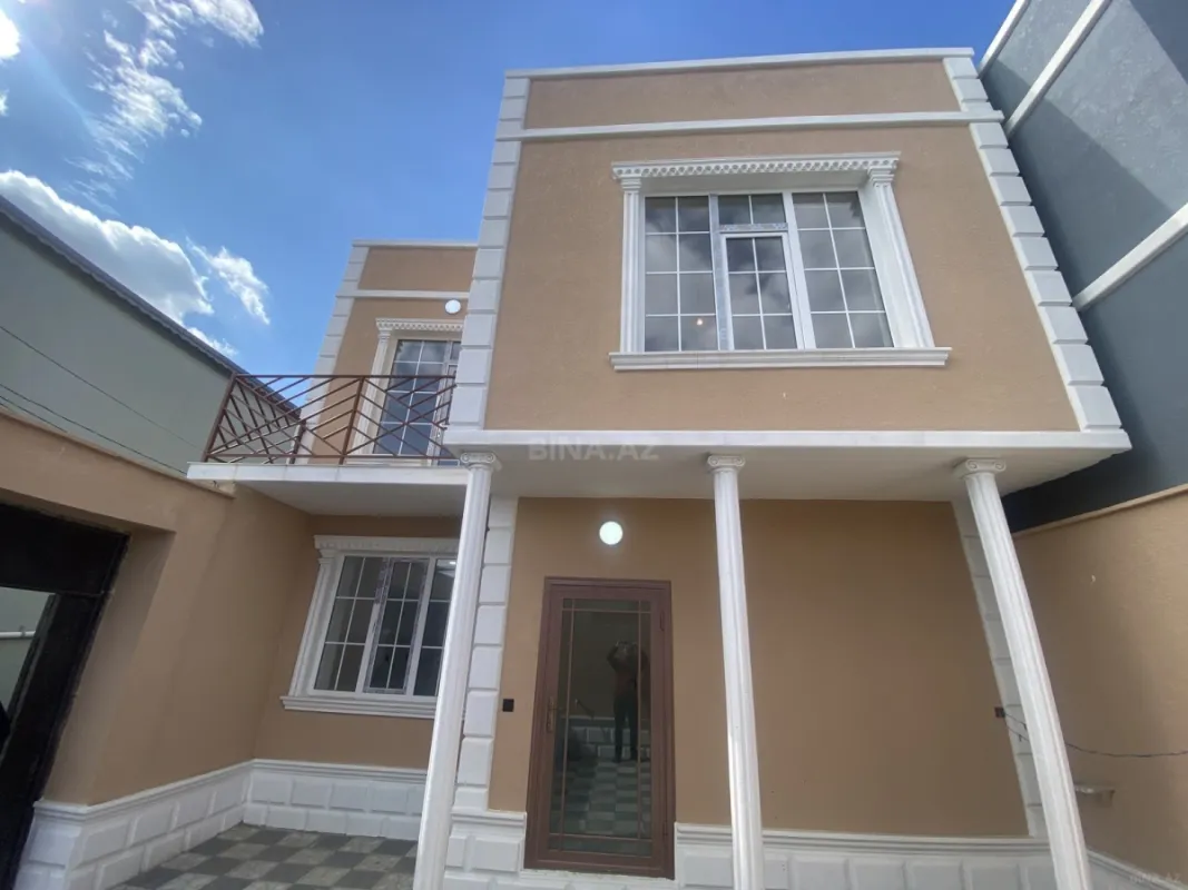 Satılır 4 otaqlı həyət evi 140 m²