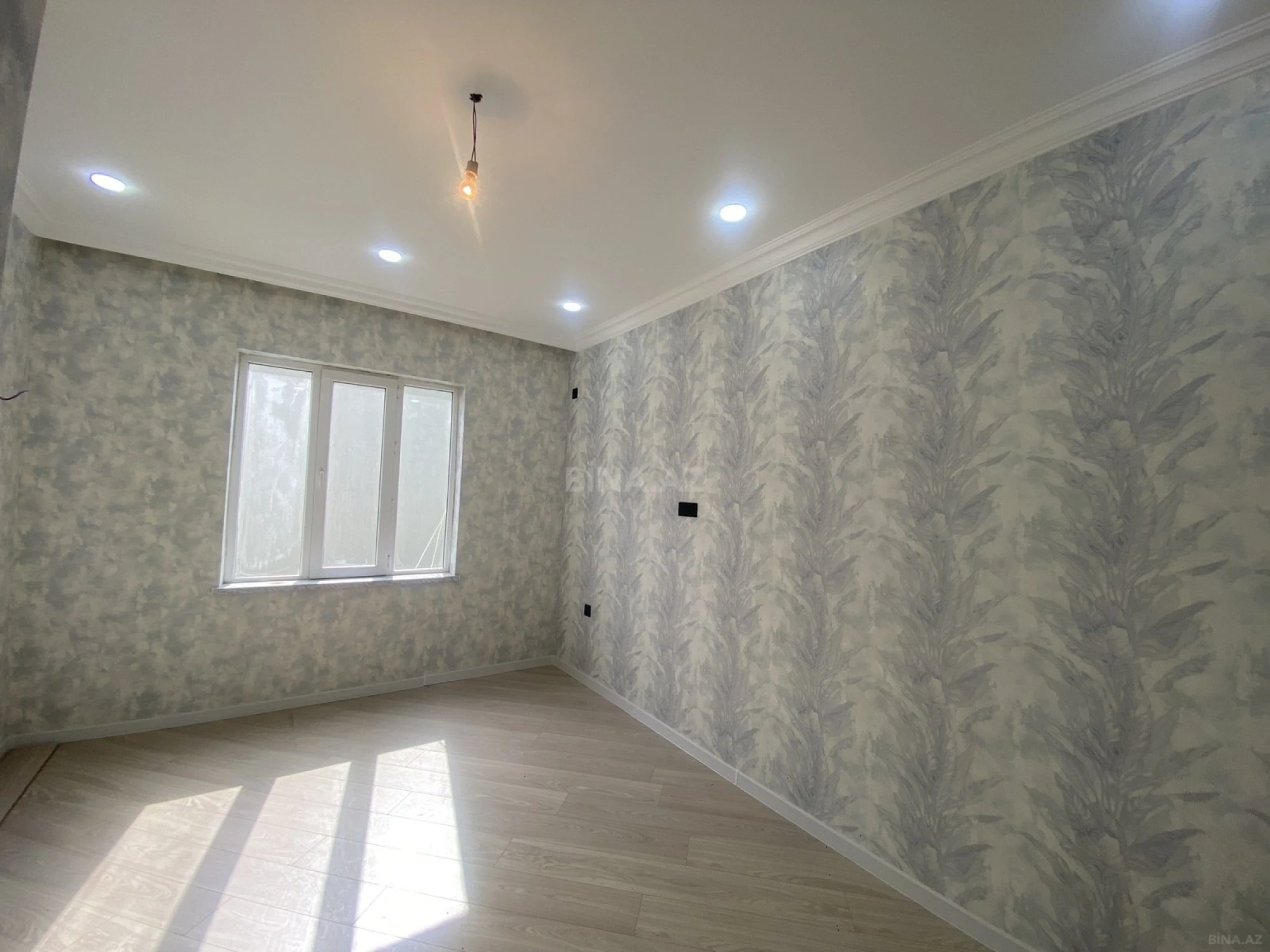 Satılır 4 otaqlı həyət evi 140 m²