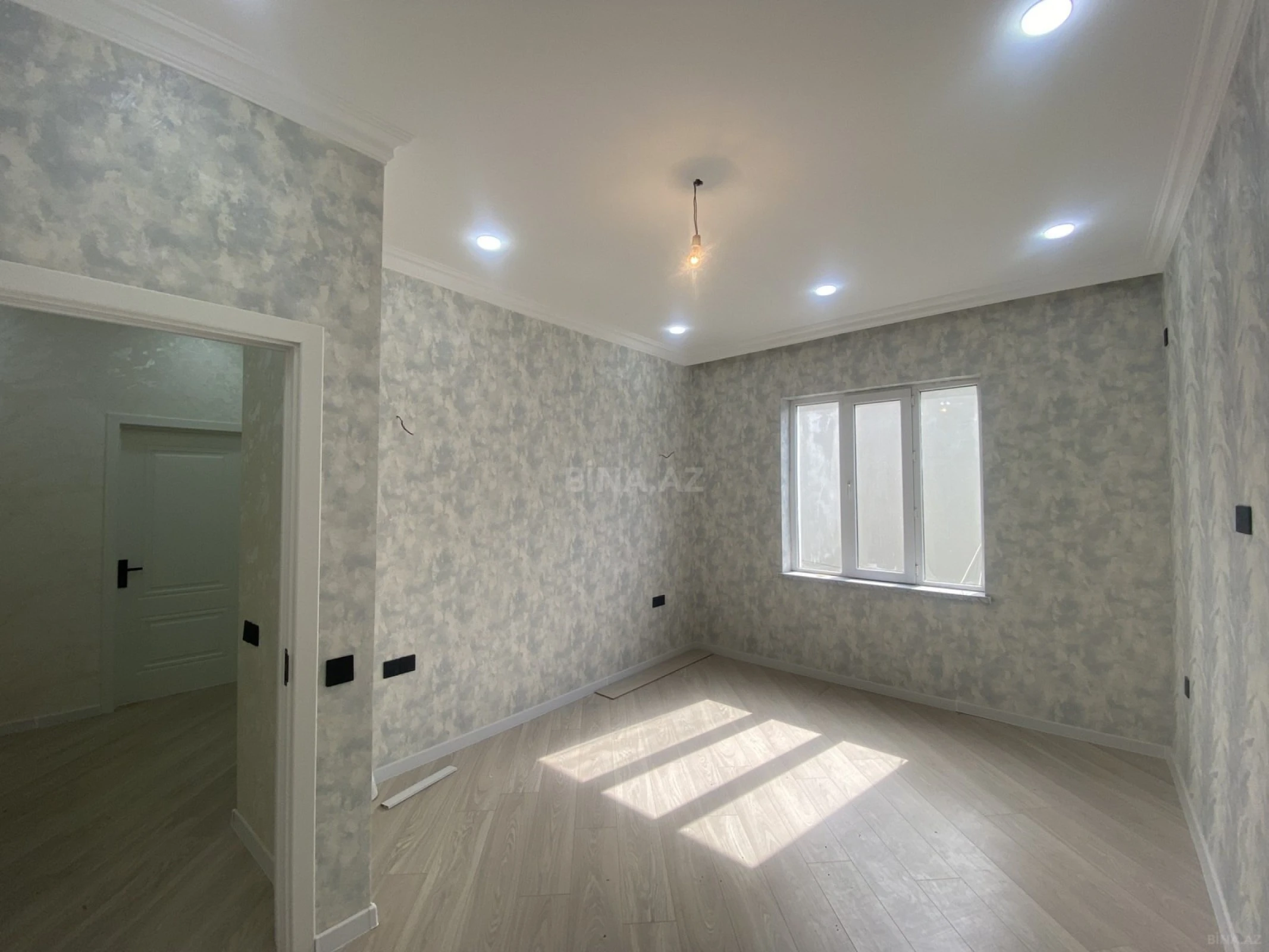 Satılır 4 otaqlı həyət evi 140 m²