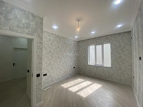 Satılır 4 otaqlı həyət evi 140 m²