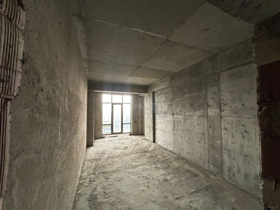 Satılır 3 otaqlı mənzil 104 m²