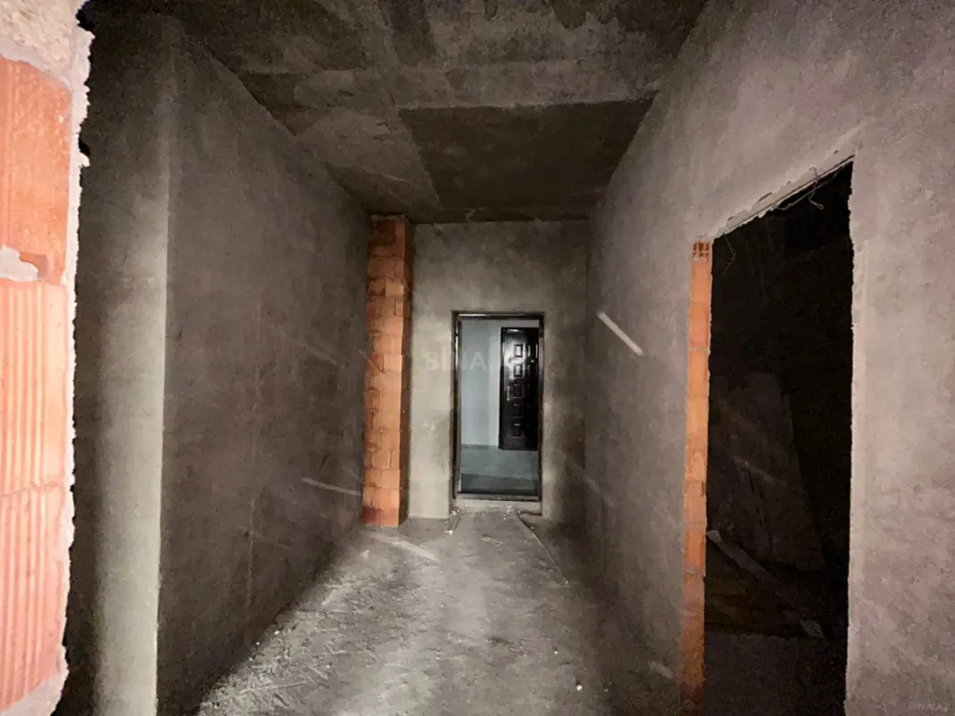 Satılır 3 otaqlı mənzil 104 m²