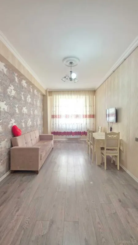 Satılır 2 otaqlı mənzil 44 m²