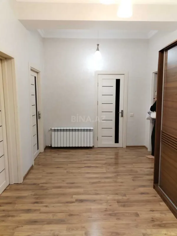 Kirayə verilir 3 otaqlı mənzil 120 m²