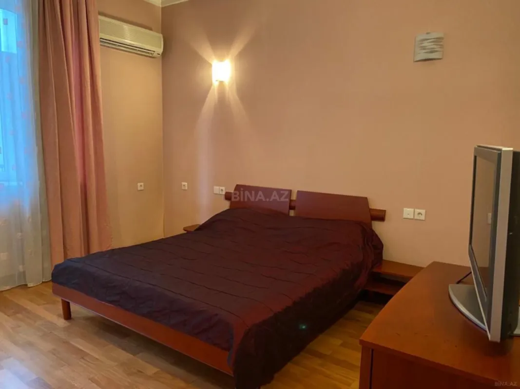 Kirayə verilir 2 otaqlı mənzil 70 m²