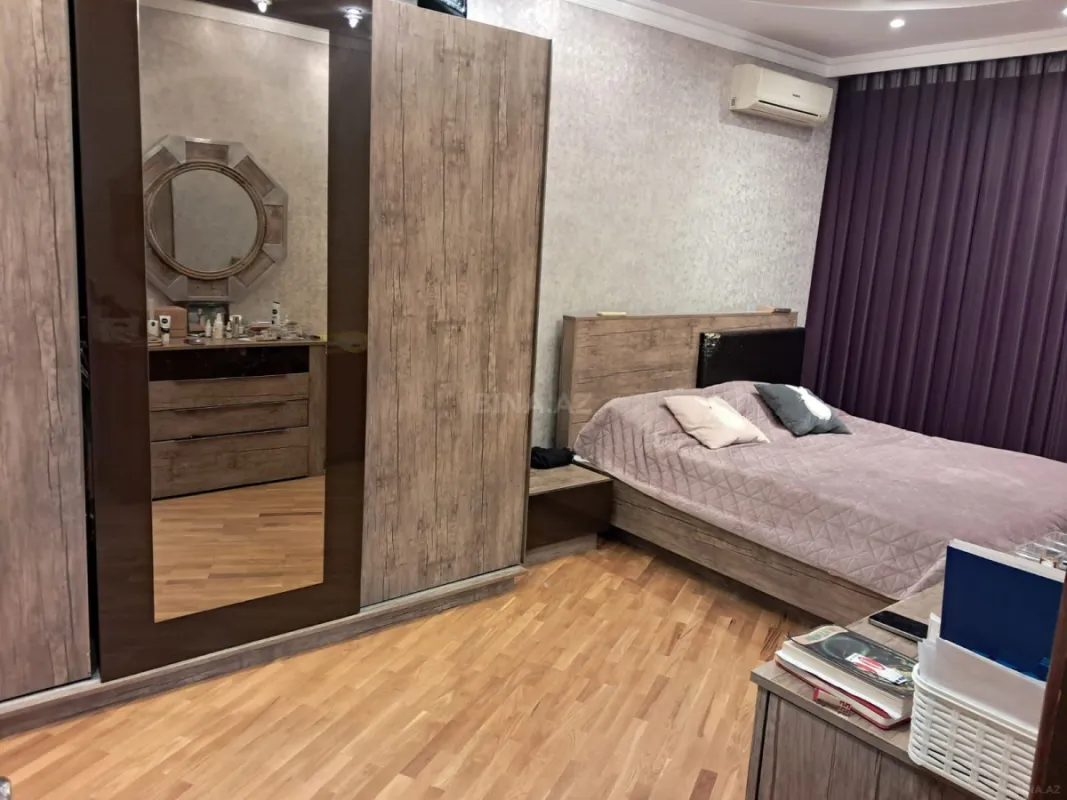Satılır 2 otaqlı mənzil 80 m²