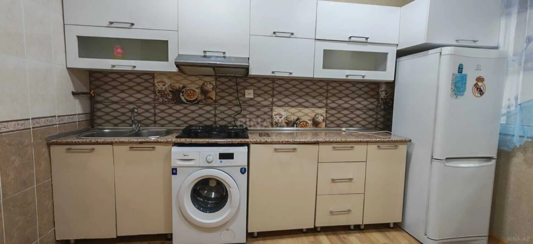 Kirayə verilir 2 otaqlı mənzil 60 m²