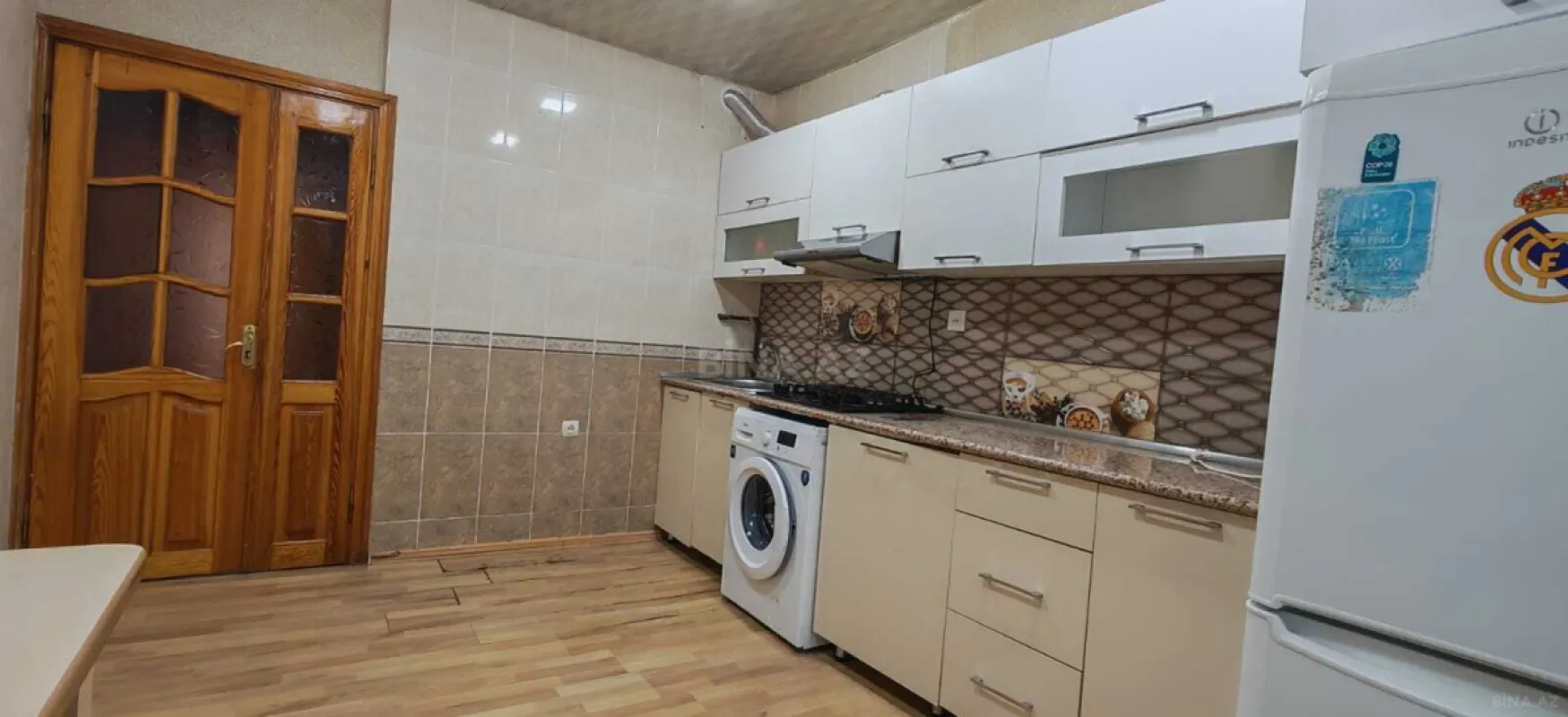 Kirayə verilir 2 otaqlı mənzil 60 m²