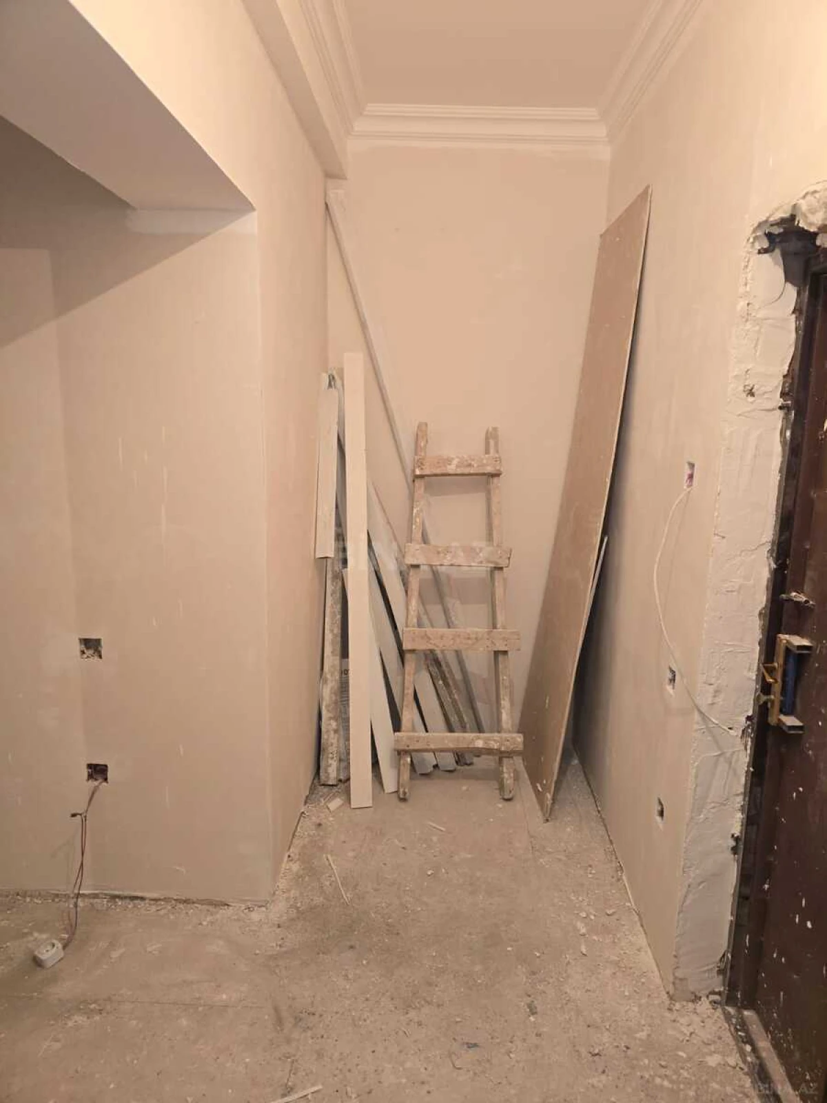 Satılır 2 otaqlı mənzil 63.2 m²