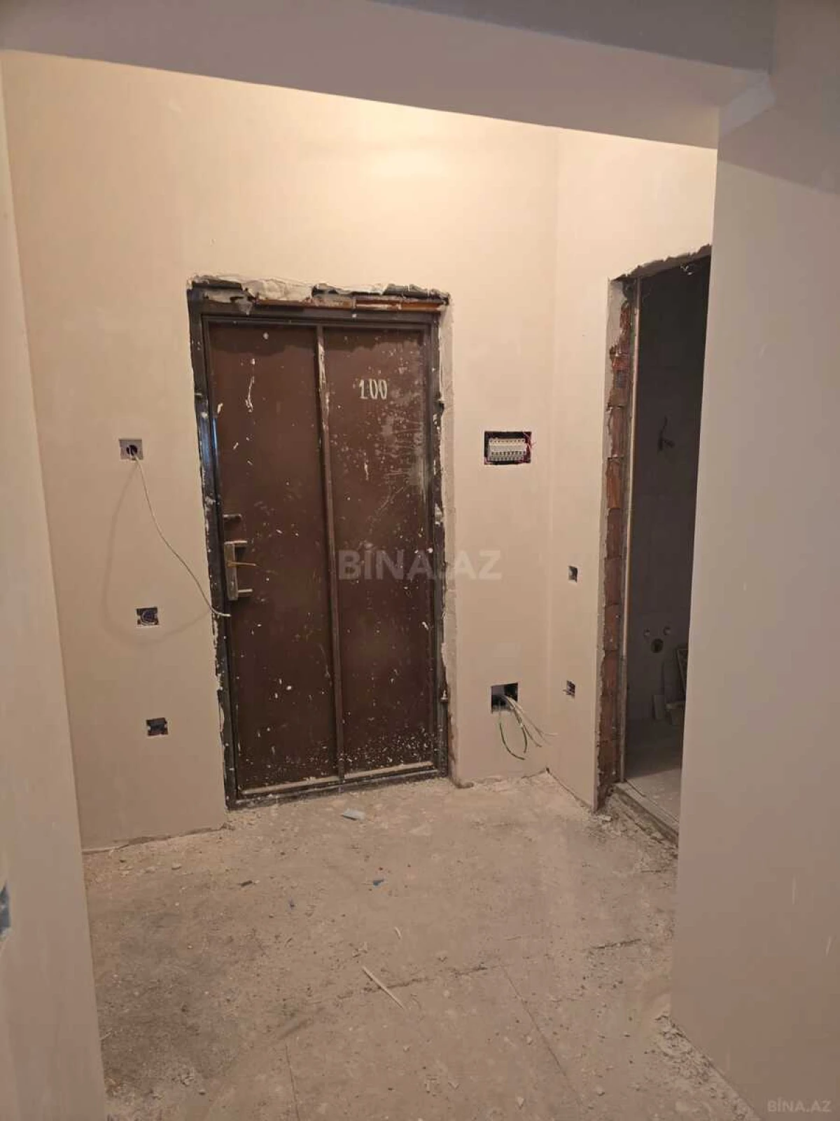 Satılır 2 otaqlı mənzil 63.2 m²