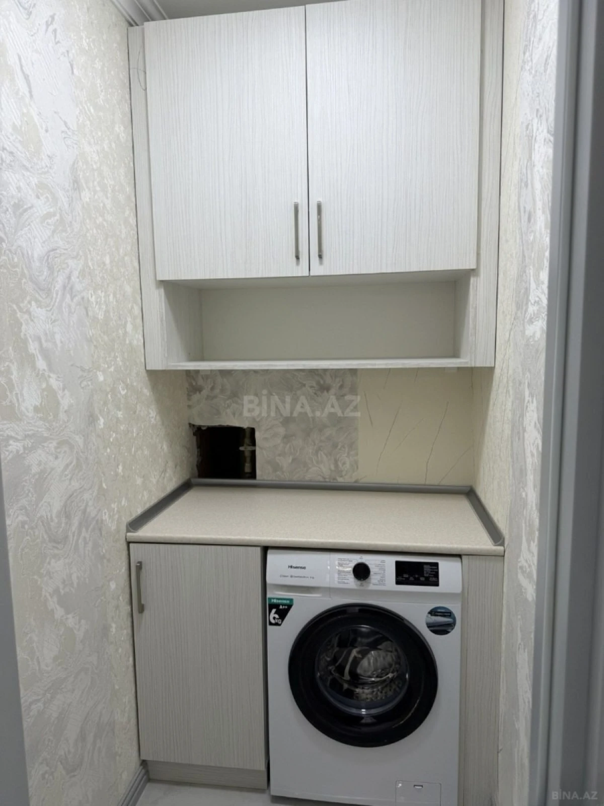 Satılır 3 otaqlı mənzil 145 m²