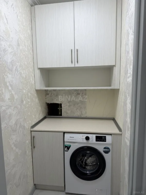 Satılır 3 otaqlı mənzil 145 m²
