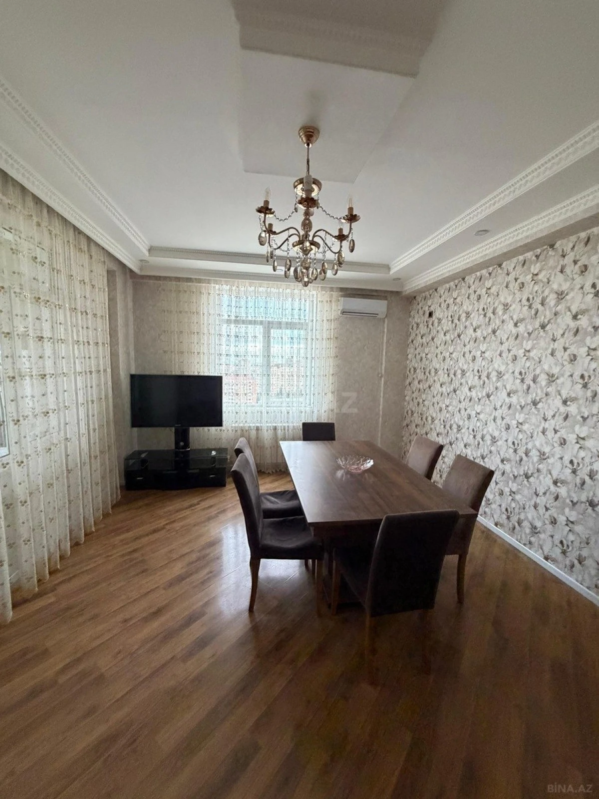 Satılır 2 otaqlı mənzil 70 m²