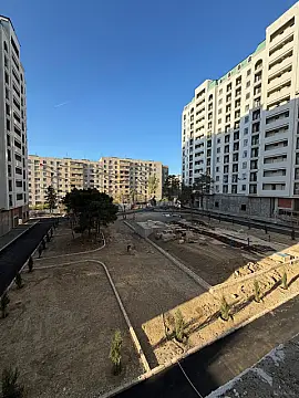 Satılır 2 otaqlı mənzil 67 m²