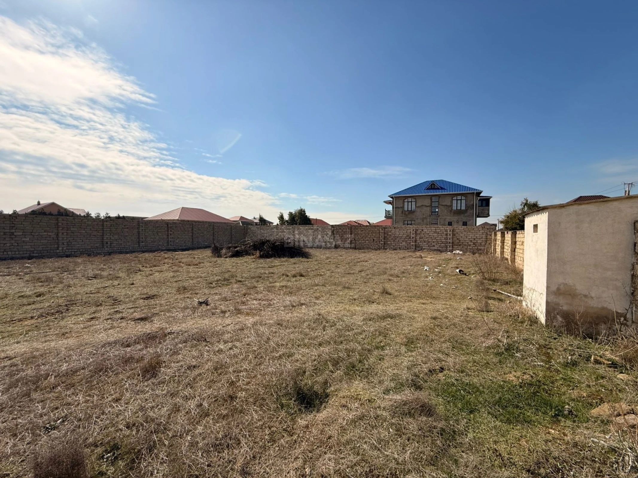 Satılır torpaq sahəsi 6 m²