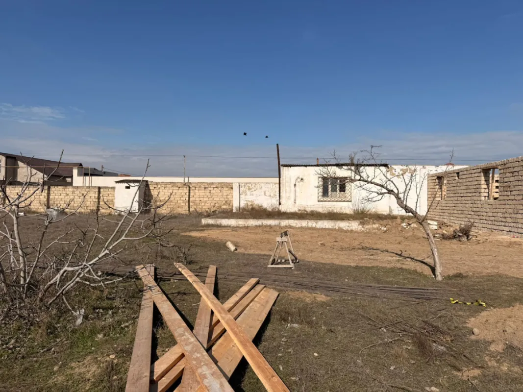 Satılır torpaq sahəsi 6 m²