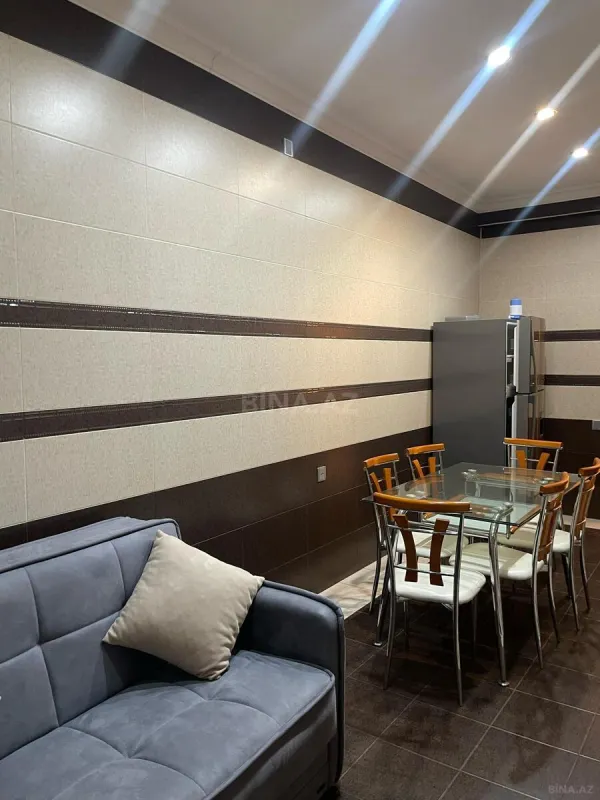 Kirayə verilir 2 otaqlı mənzil 100 m²