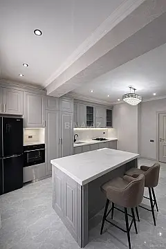 Satılır 3 otaqlı mənzil 138.8 m²